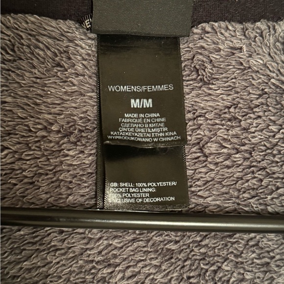 The North Face Women's Charcoal Teddy Jacket - Picture 5 of 9